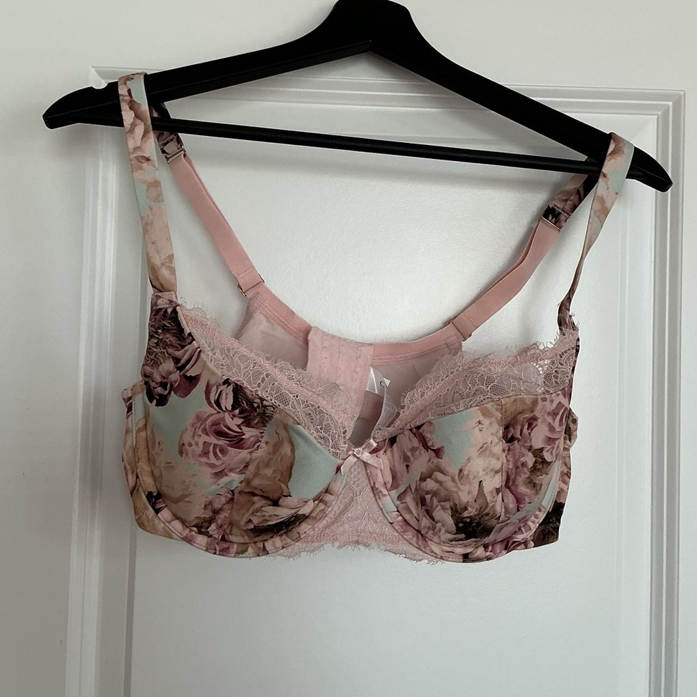 Cacique Floral Lace Bra - Pink and Cream